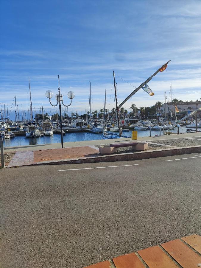 Studio Climatise 50 M.Du Port Saint-Cyprien  Buitenkant foto